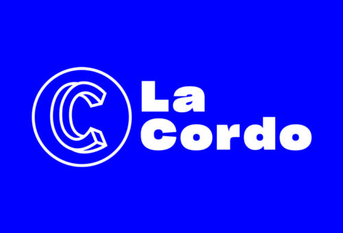 Logo de la Cordo sur fond bleu klein